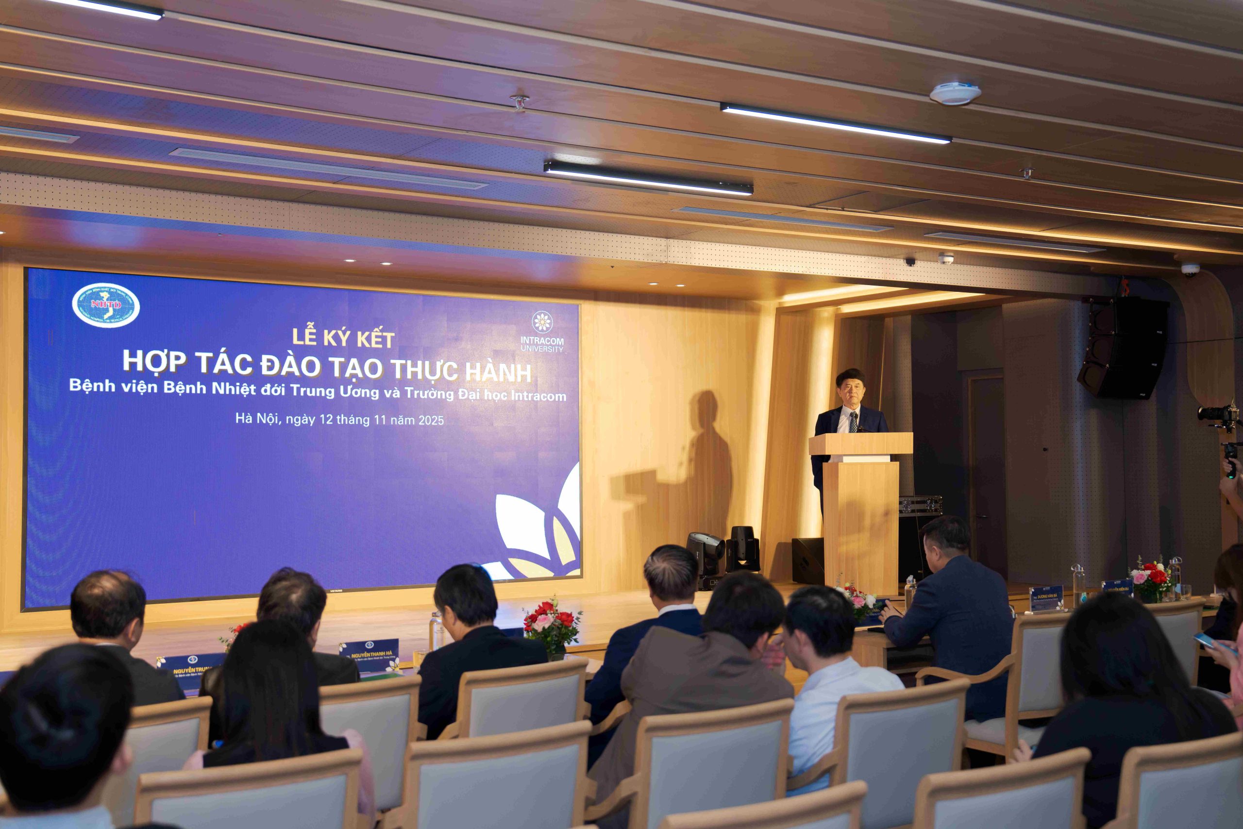 DSC09593 1 11zon scaled