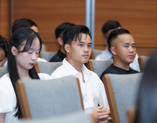 Sinh vien e1763969162687